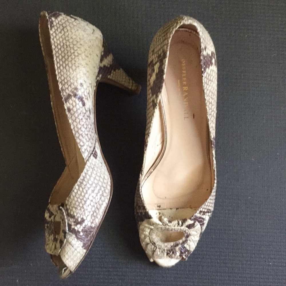 Loeffler Randall midheel python pumps 9.5